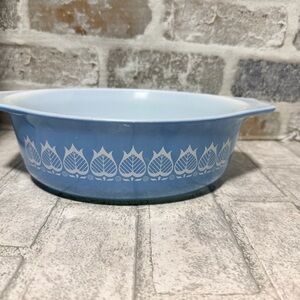Vintage Promotional 1964 Pyrex 043 Oval 1½ Qt. Casserole Blue Tulip Baking Dish